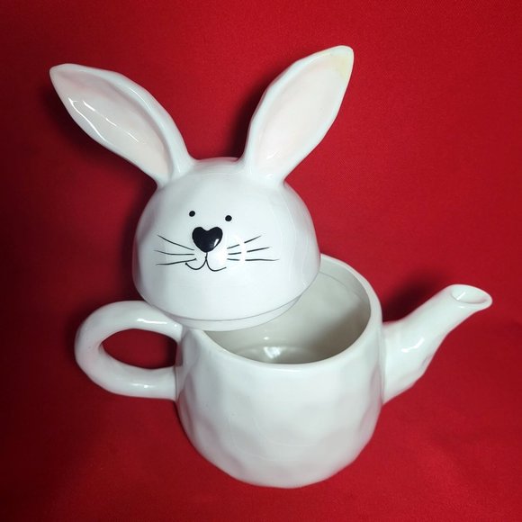 Whimsical Cupboard Bubby Rabbit Teapot White - Picture 7 of 14